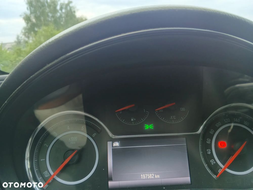 Opel Insignia - 10