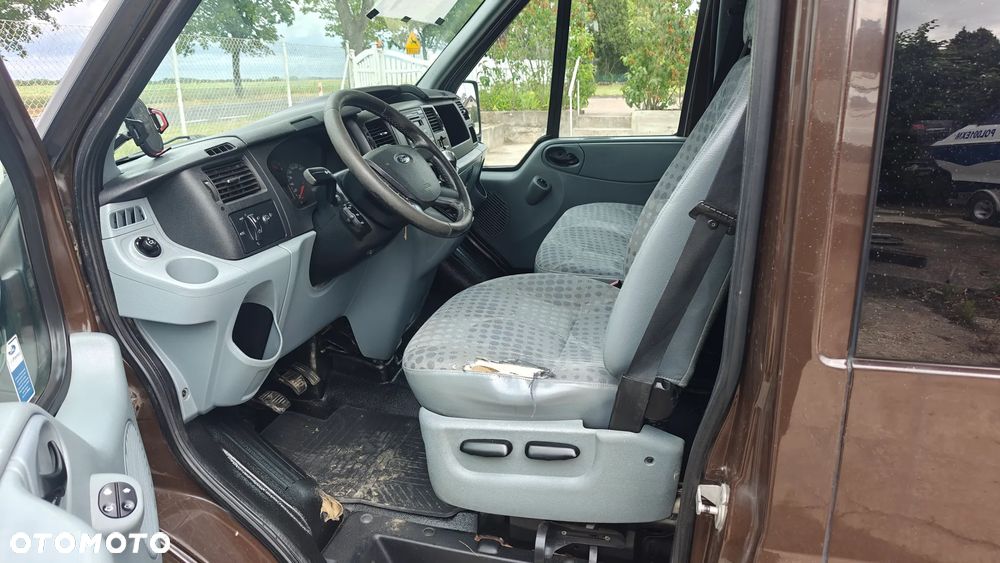 Ford Transit - 8