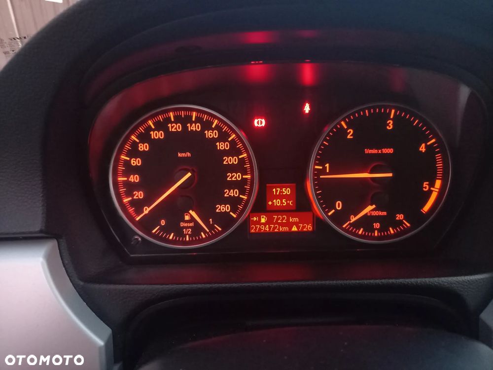 BMW Seria 3 318d - 10