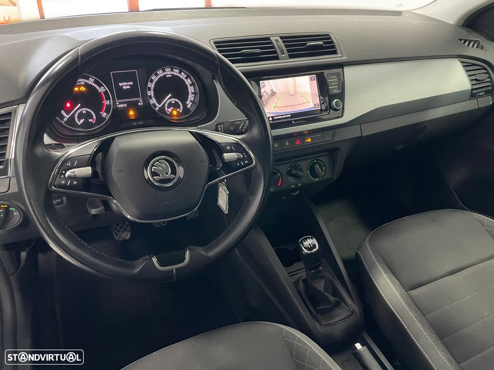 Skoda Fabia 1.0 TSI Essence - 19