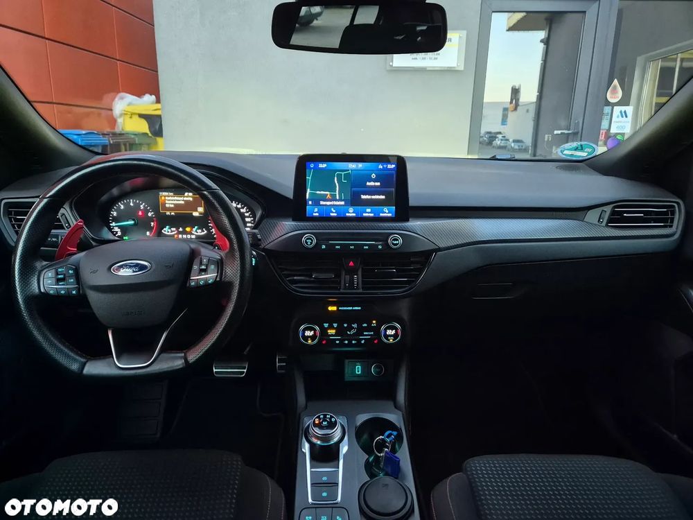 Ford Focus 1.5 EcoBoost STart-Stopp-System ST-Line - 25