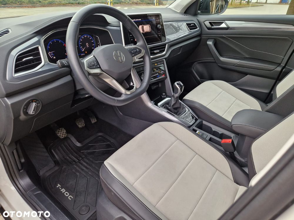 Volkswagen T-Roc 1.5 TSI Style - 27