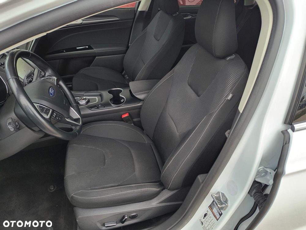 Ford Mondeo - 11