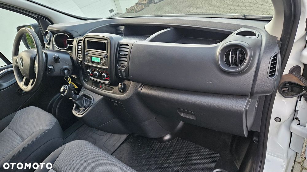 Renault Trafic - 30