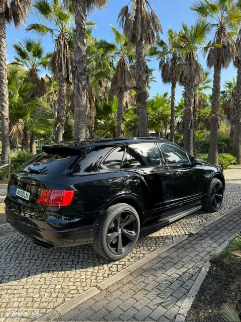 Bentley Bentayga V8 - 10