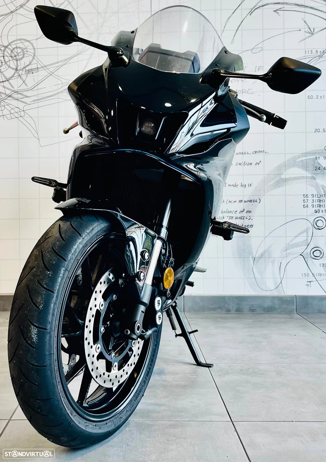 Yamaha R 7 - 4