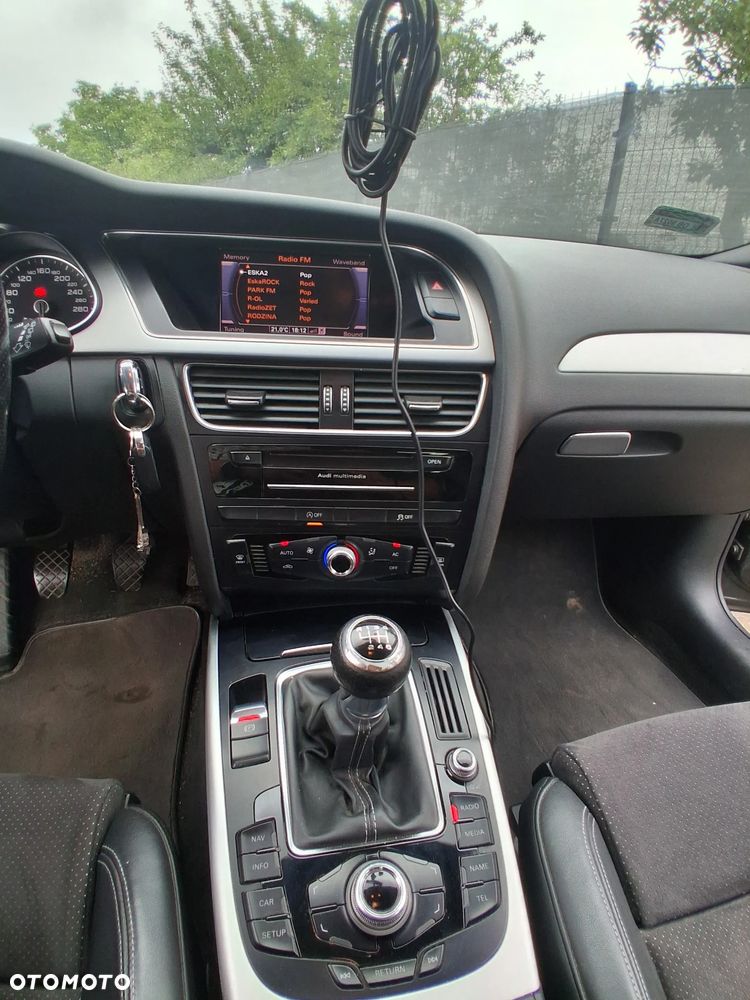 Audi A4 Avant 2.0 TDI DPF S line Sportpaket - 6