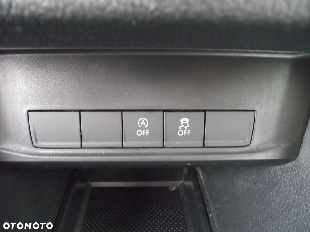 Volkswagen CADDY MAXI - 23