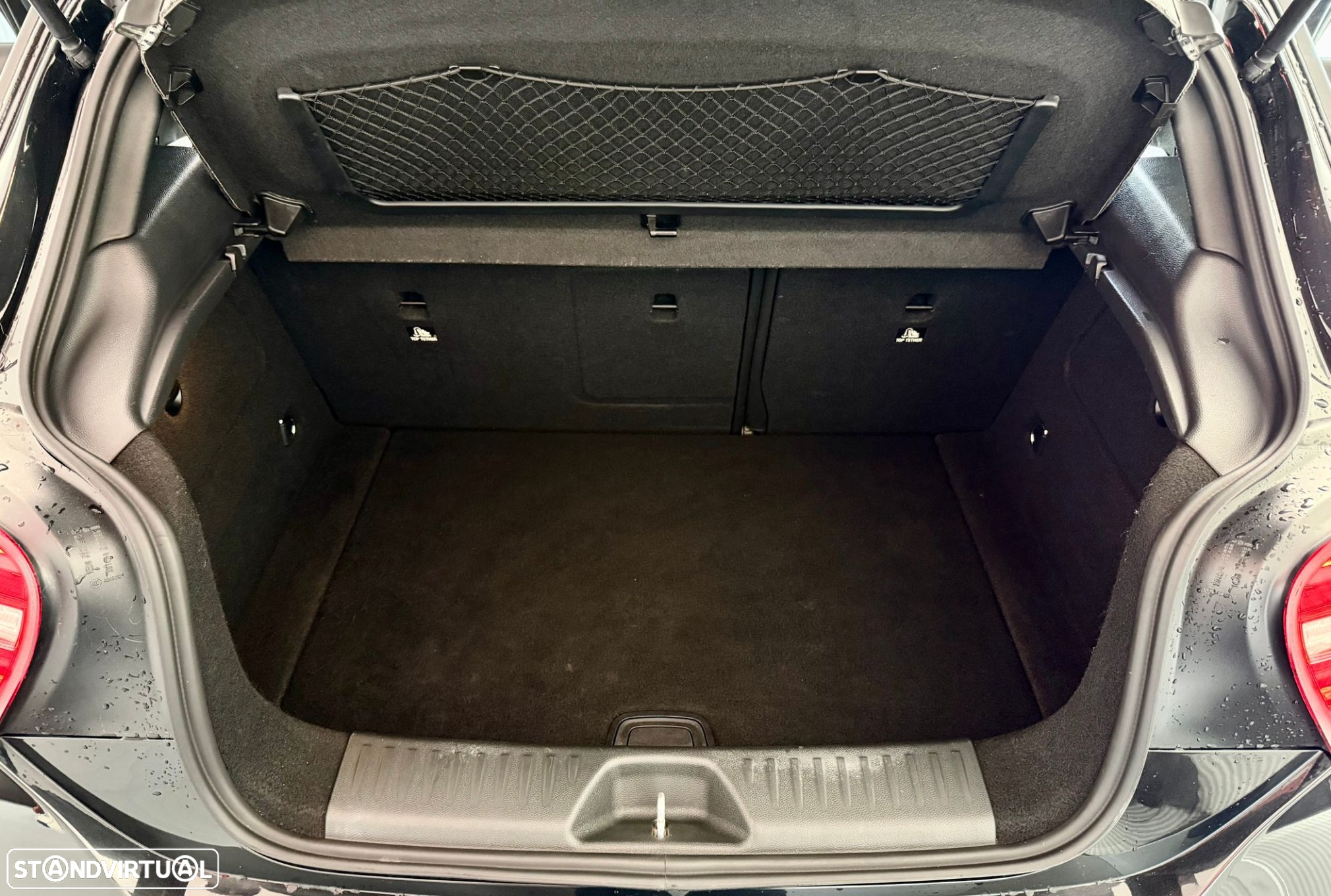 Mercedes-Benz A 180 CDi BE Edition AMG Line - 22