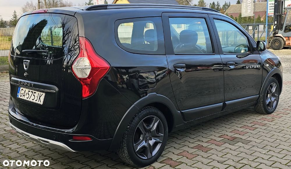 Dacia Lodgy TCe 115 Stepway - 10