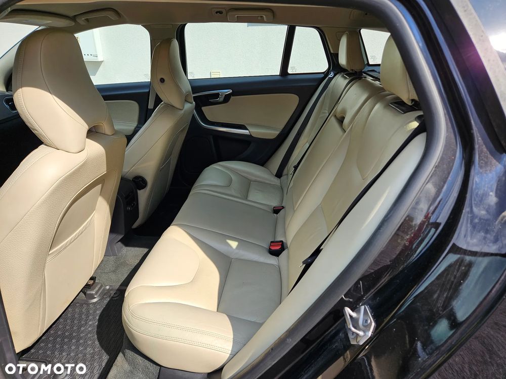 Volvo V60 - 4