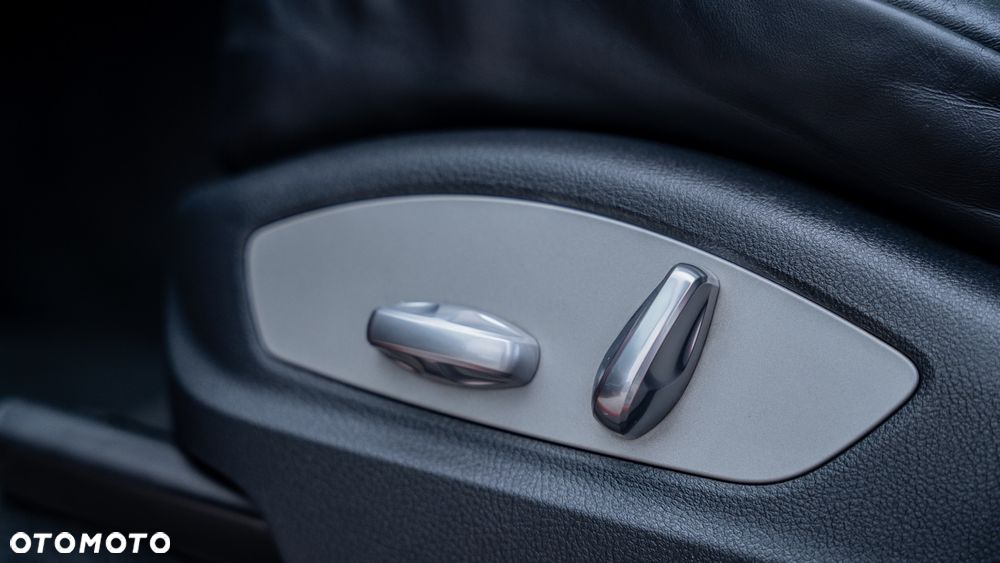 Porsche Cayenne GTS - 35