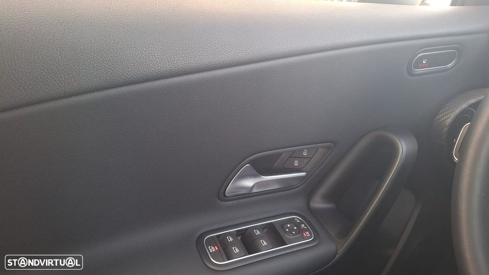 Mercedes-Benz A 200 Standard - 18