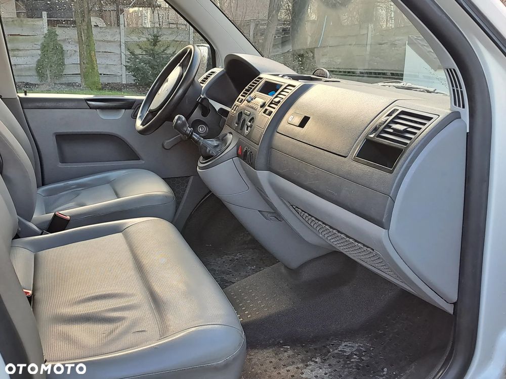 Volkswagen Transporter Caravelle Lang DPF Trendline - 13