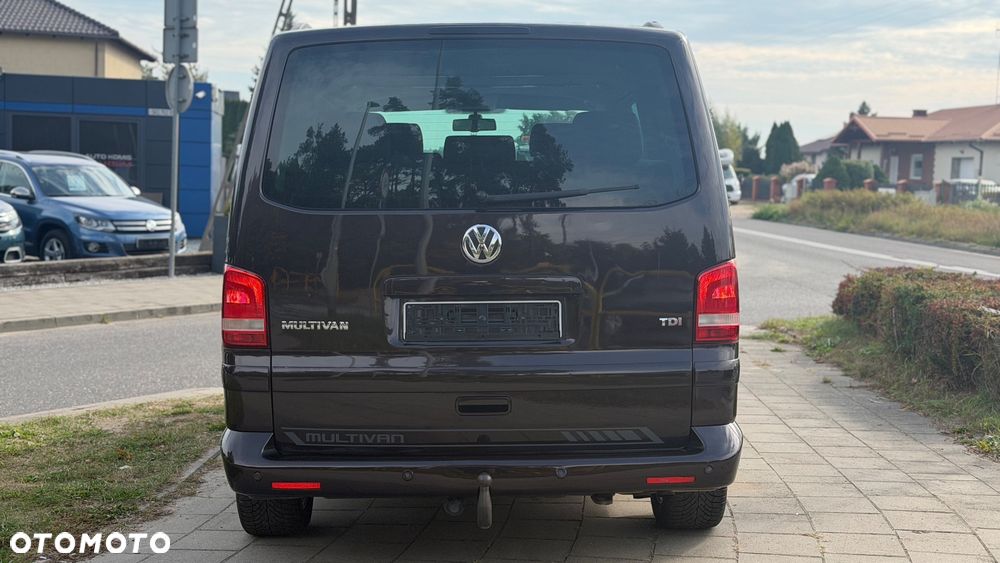 Volkswagen Multivan - 5