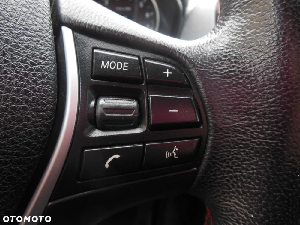 BMW Seria 1 118i Sport Line - 24