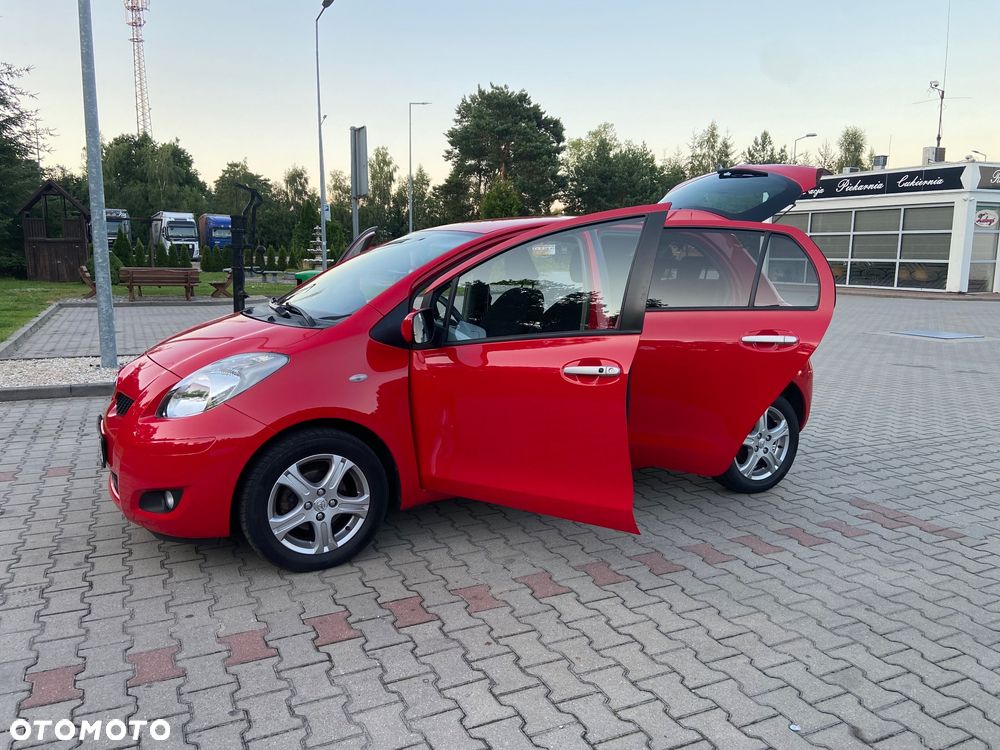 Toyota Yaris 1.33 Prestige - 8