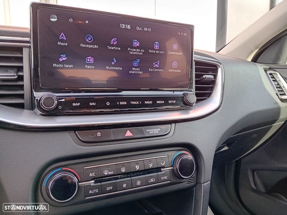 Kia Ceed SW 1.0 T-GDI Drive - 12