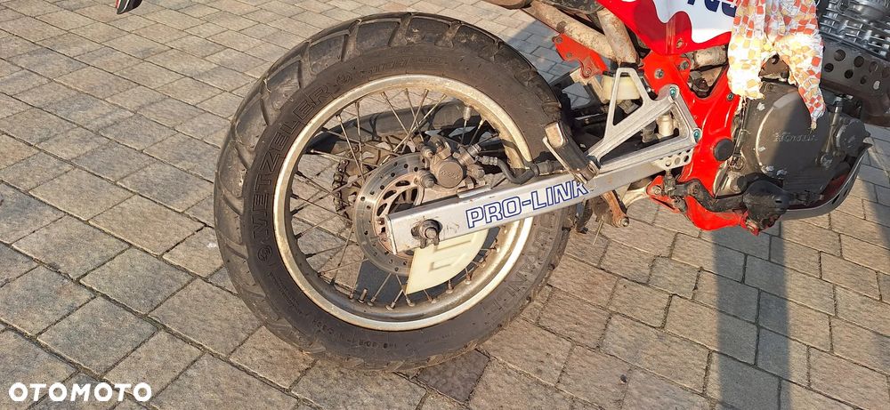 Honda NX - 9