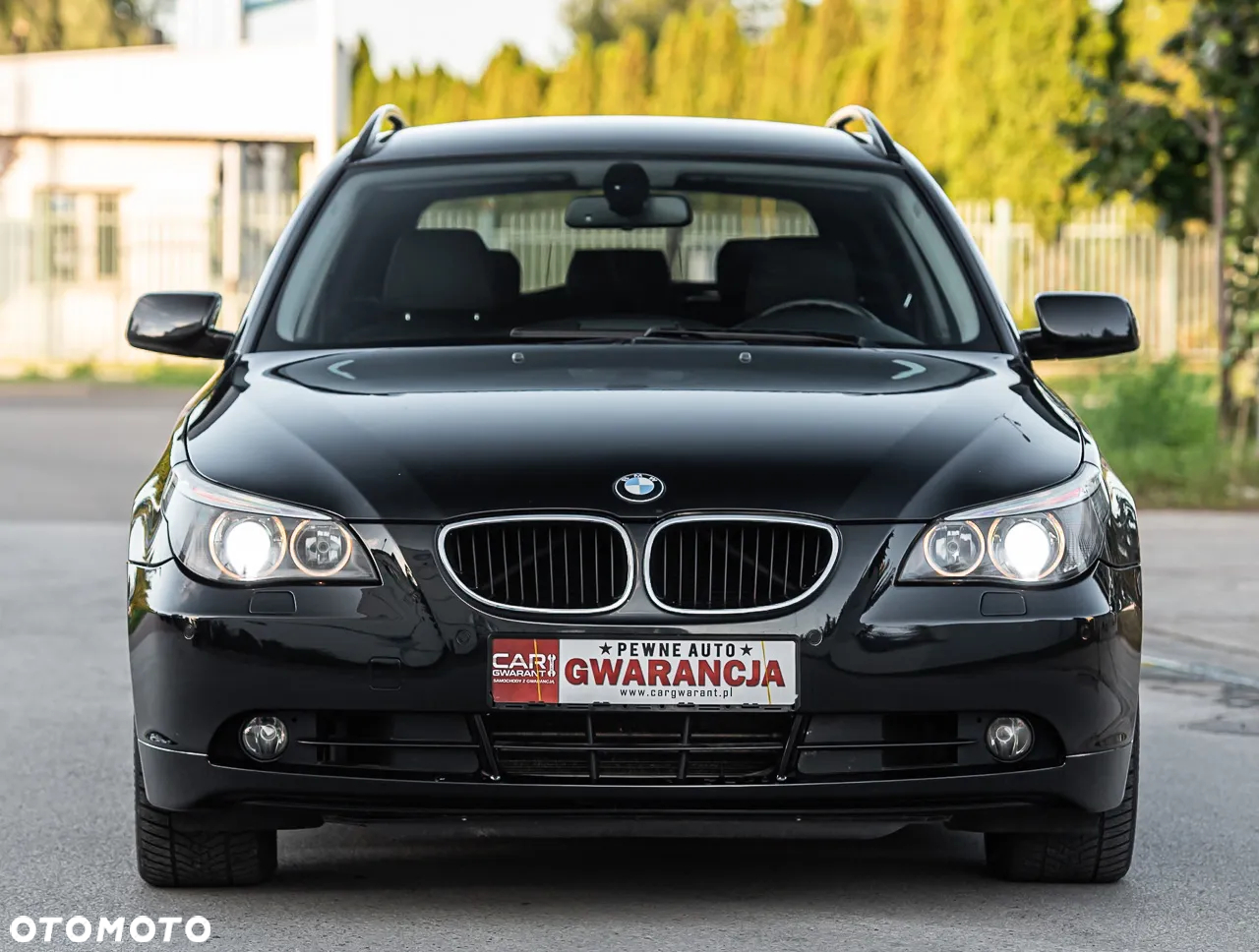 BMW Seria 5 525xi Touring - 5
