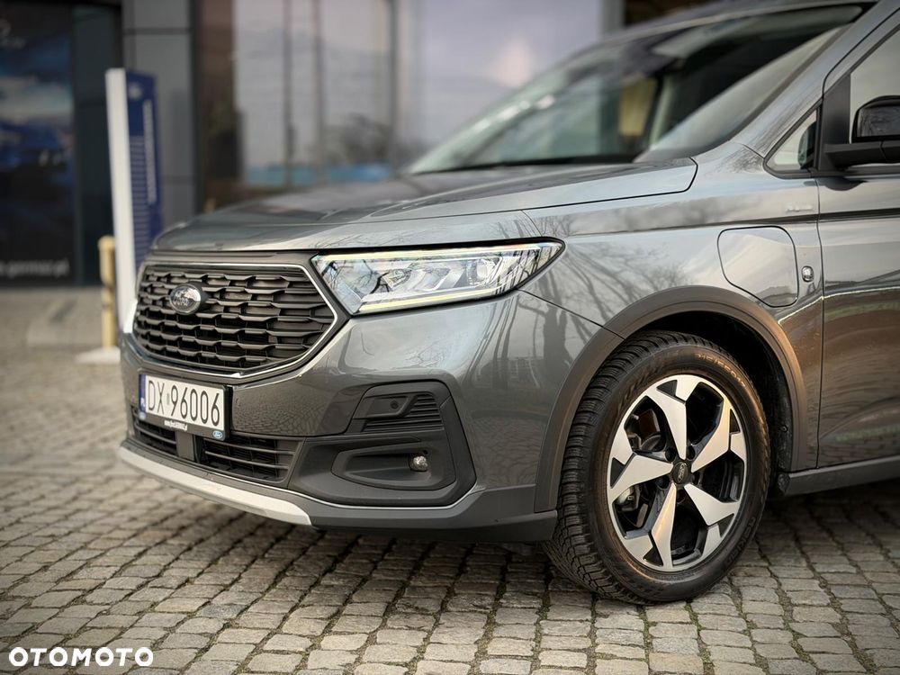 Ford Tourneo Connect Grand - 4