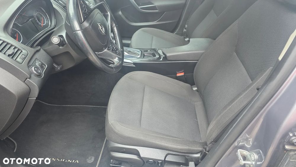 Opel Insignia CT 2.0 CDTI - 10