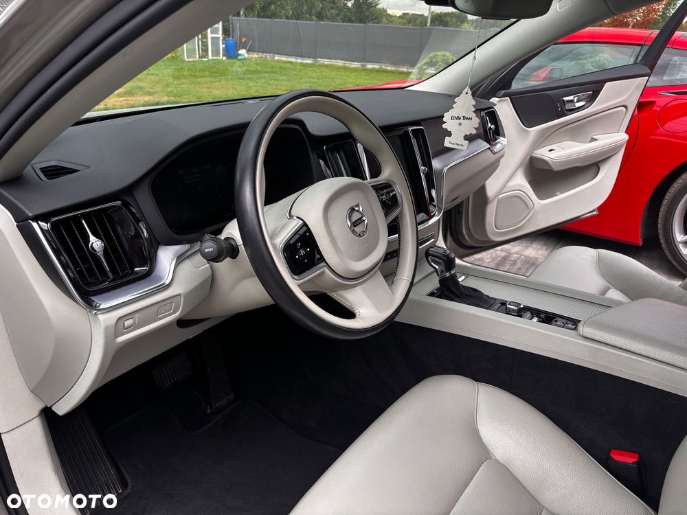 Volvo S60 T6 AWD Momentum Pro - 3