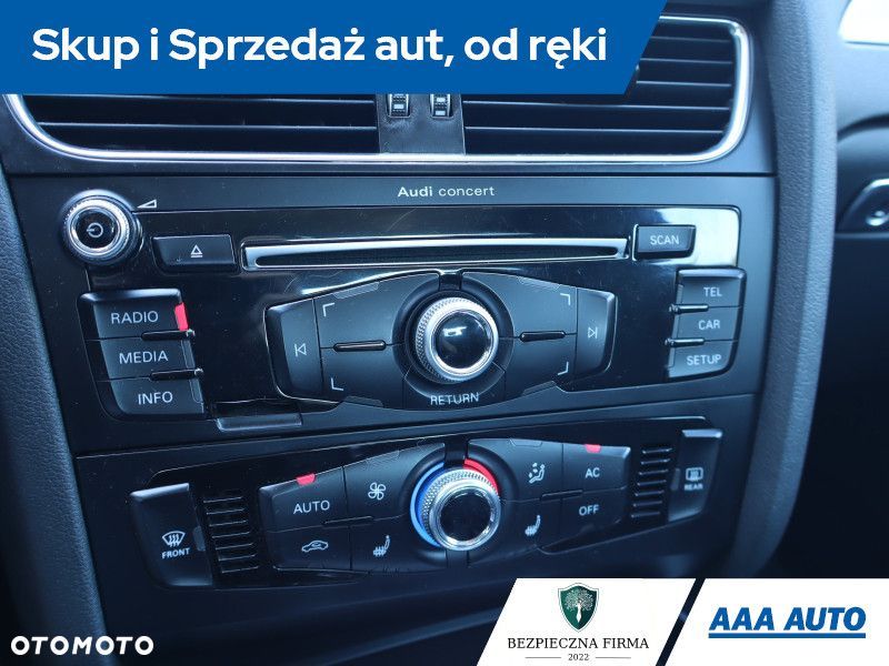 Audi A4 Limousine - 15