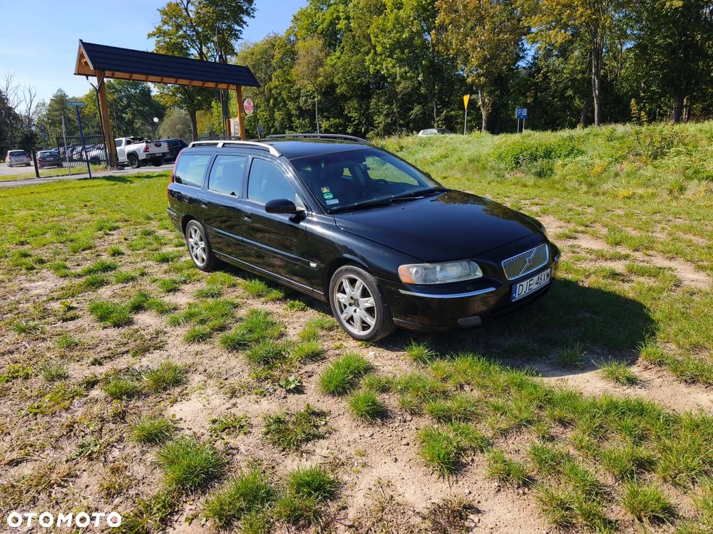 Volvo V70 2.5T Summum - 2