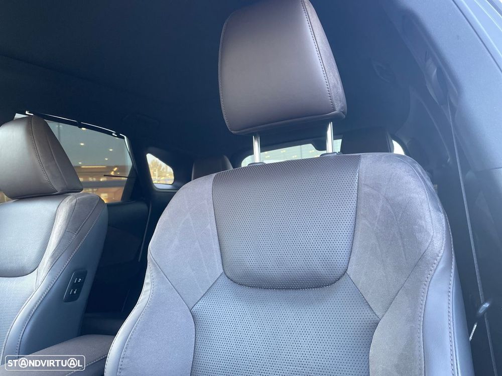 Lexus RX 450h - 32