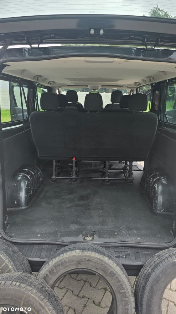 Opel Vivaro - 20
