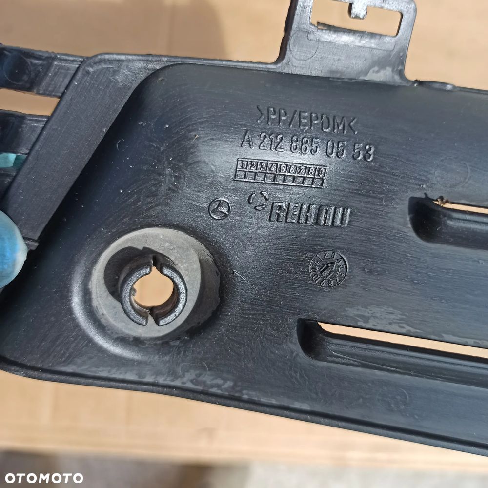 W212 AMG LAMPA LED DRL PRAWY LEWY KRATKA A2128201256 - 12