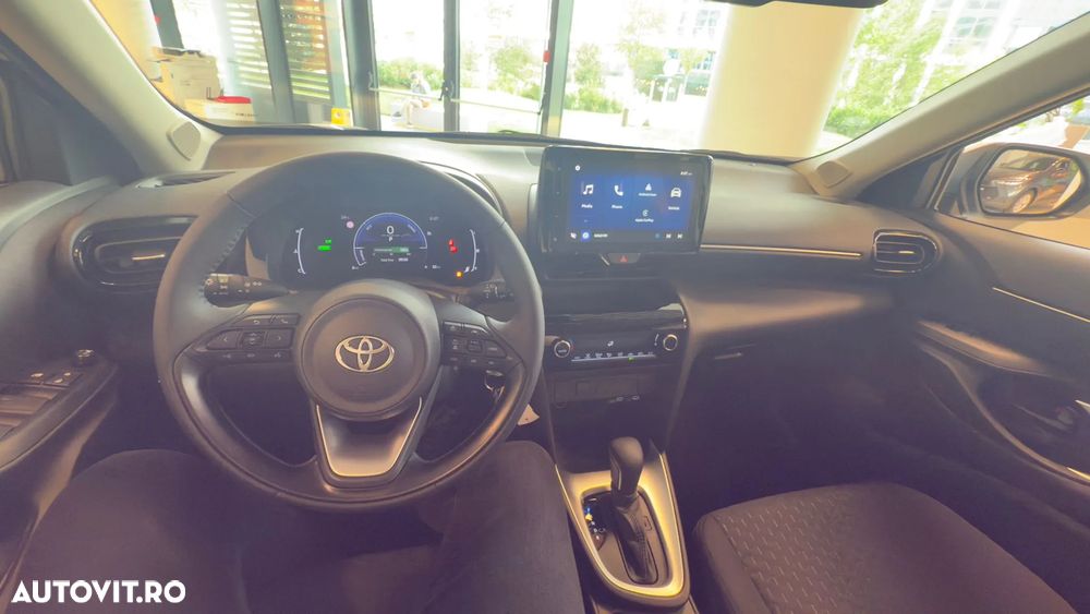 Toyota Yaris Cross 1.5 VVT-i HSD 4x2 Active - 30