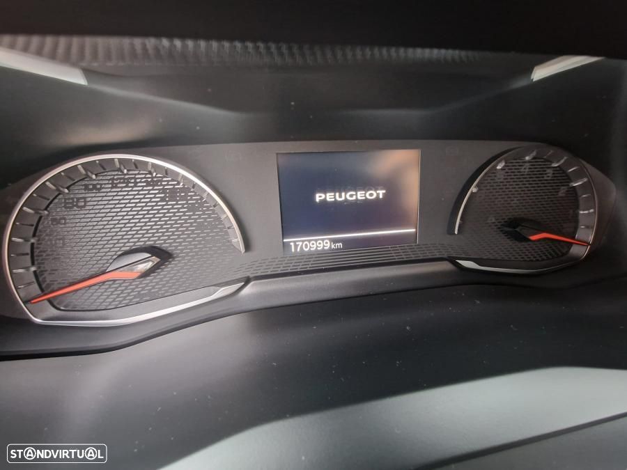 Peugeot 208 1.2 PureTech Active - 16