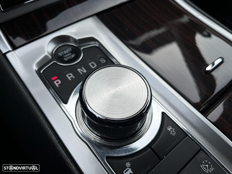 Jaguar XF Sportbrake 2.2 D Premium Luxury - 32