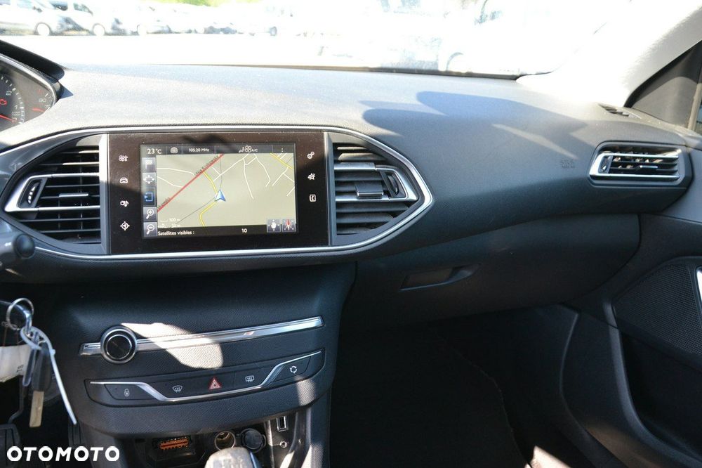 Peugeot 308 - 18