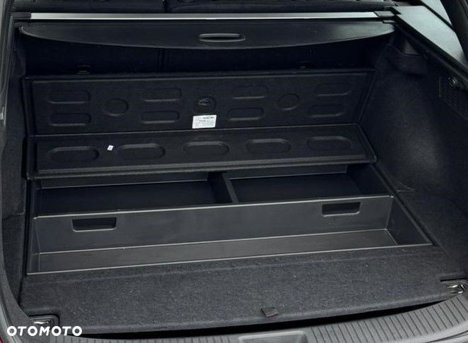 Hyundai i30 1.5 DPI Classic + - 10