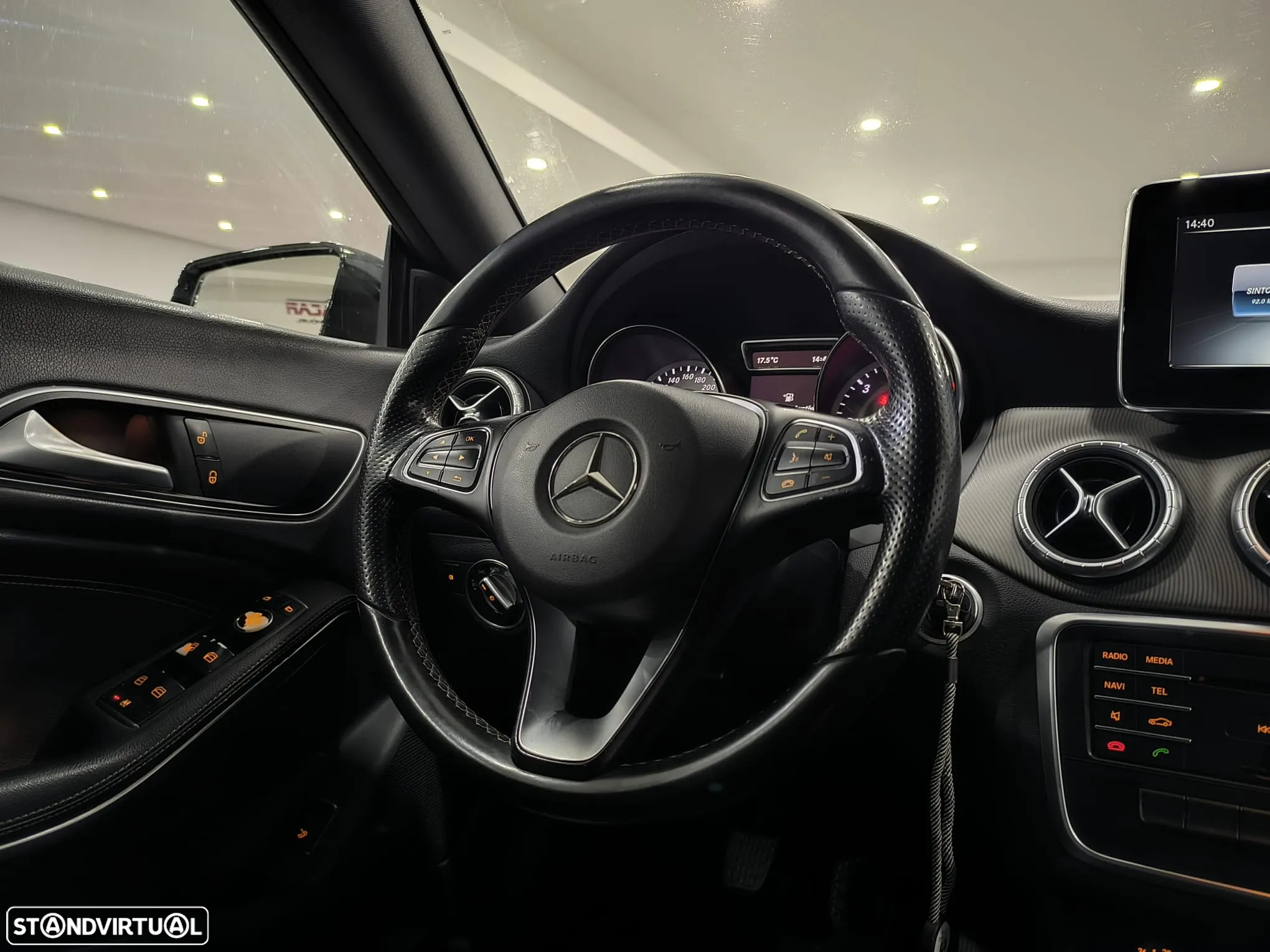 Mercedes-Benz CLA 180 CDi - 31