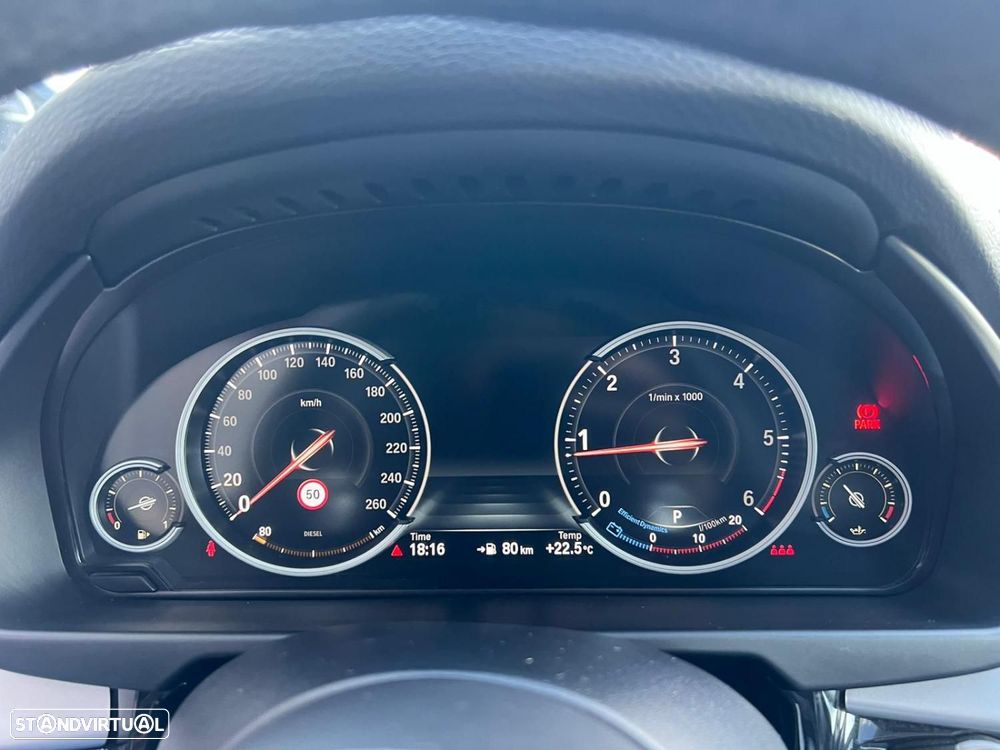 BMW X5 25 d sDrive Comfort 7L - 6