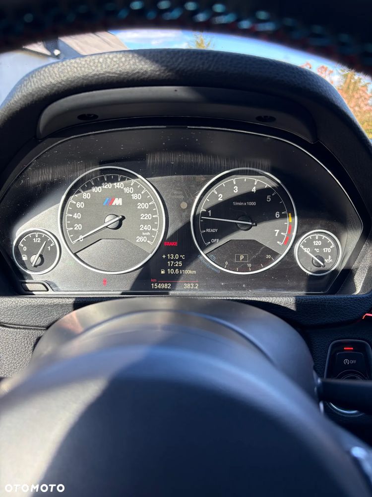 BMW Seria 3 335i Sport-Aut Luxury Line - 34