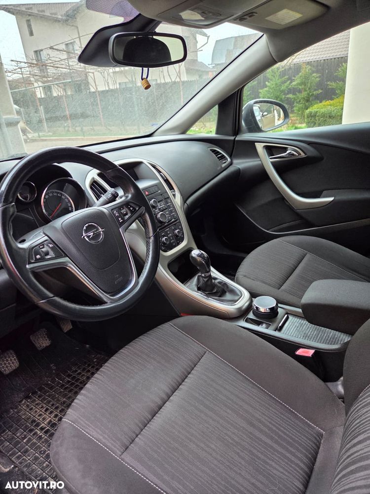 Opel Astra 1.6 Enjoy - 9