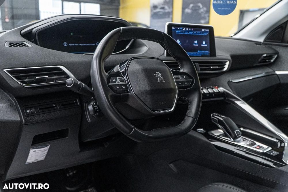 Peugeot 3008 1.2 PureTech Turbo S&S EAT8 Allure - 7