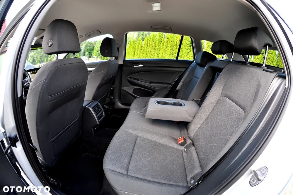 Volkswagen Golf 2.0 TDI Life - 15