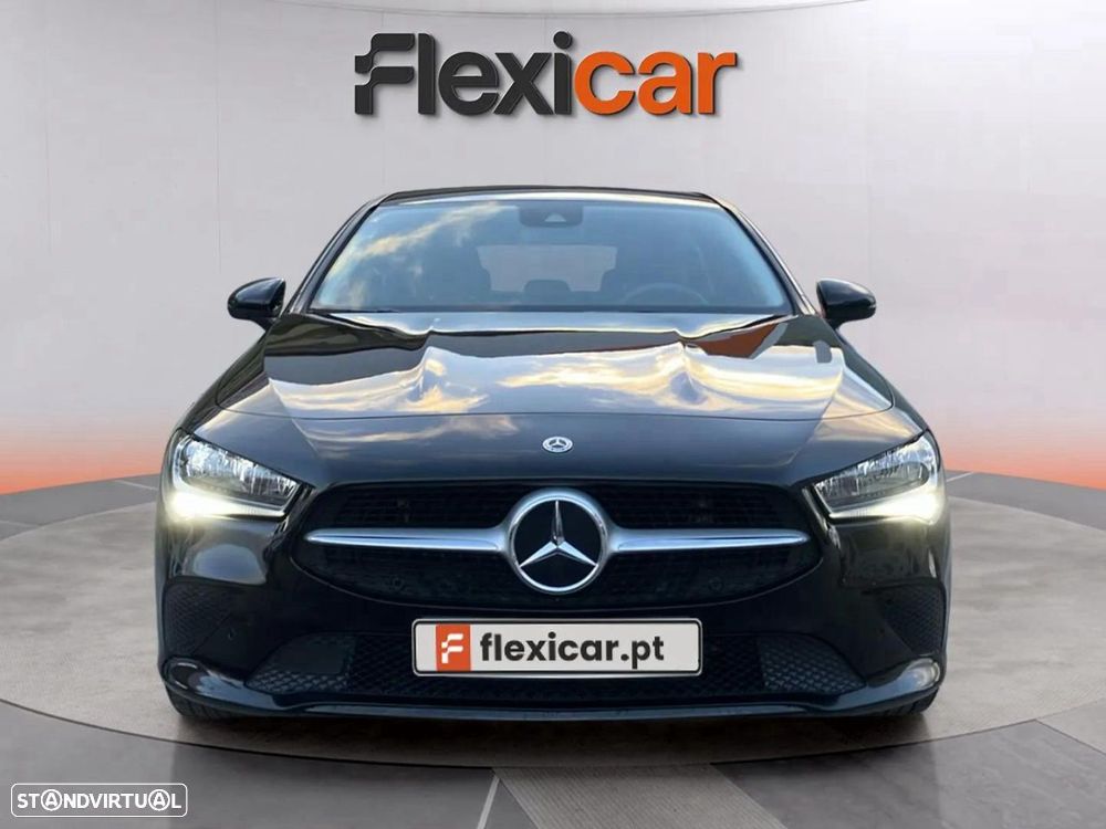 Mercedes-Benz CLA 200 - 4