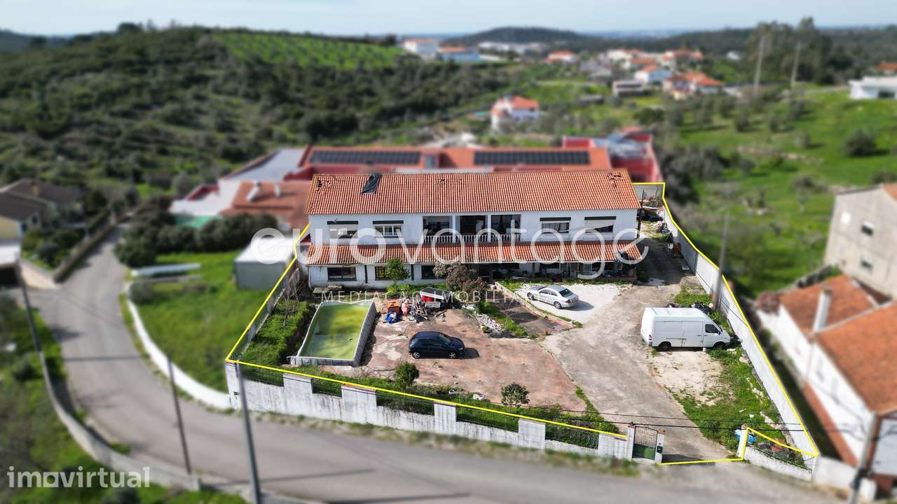 Propriedade Única – T6 + T2 com Piscina e Potencial Ilimitado - Grande imagem: 2/52