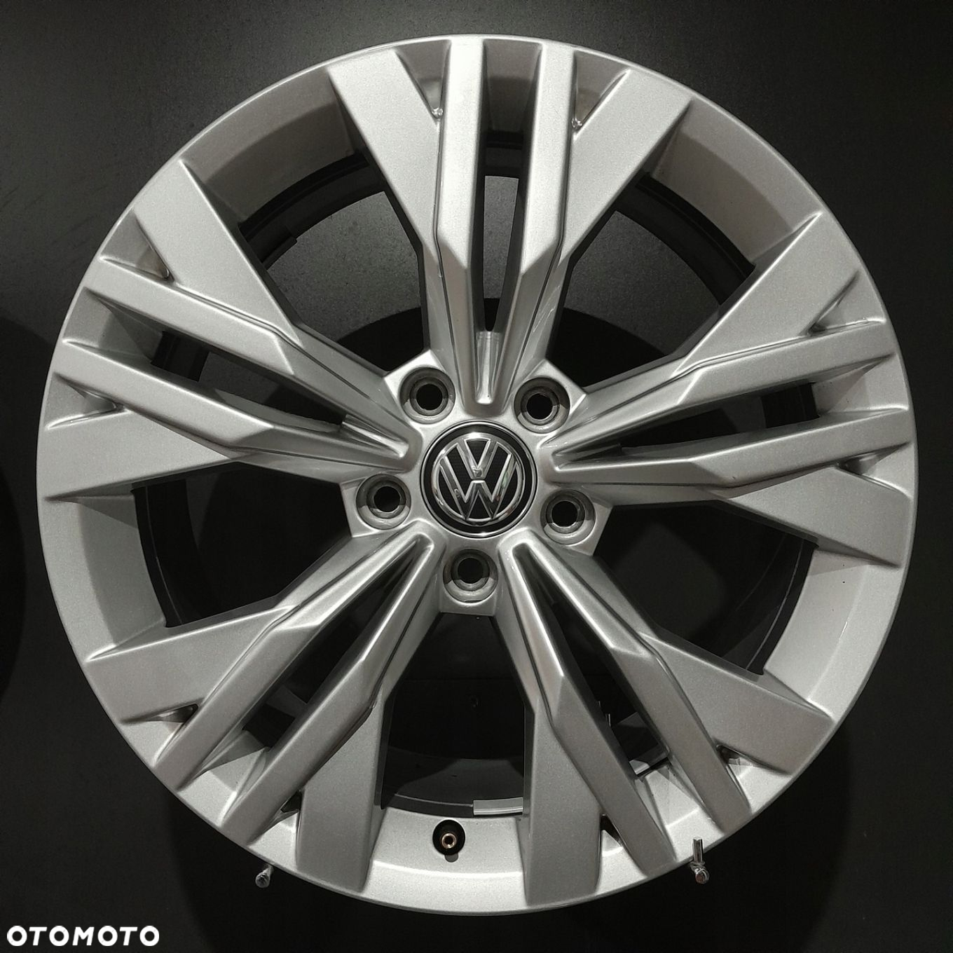 Felgi 17 5x112 VW Volkswagen Passat B8 Alltrack, Arteon F503202-4 - 2