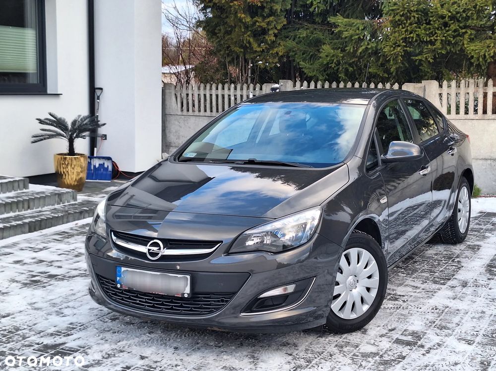 Opel Astra 1.6 Active EU6 - 1