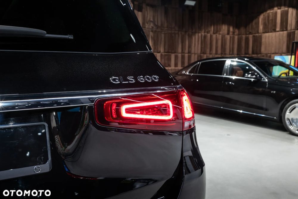 Mercedes-Benz GLS - 10