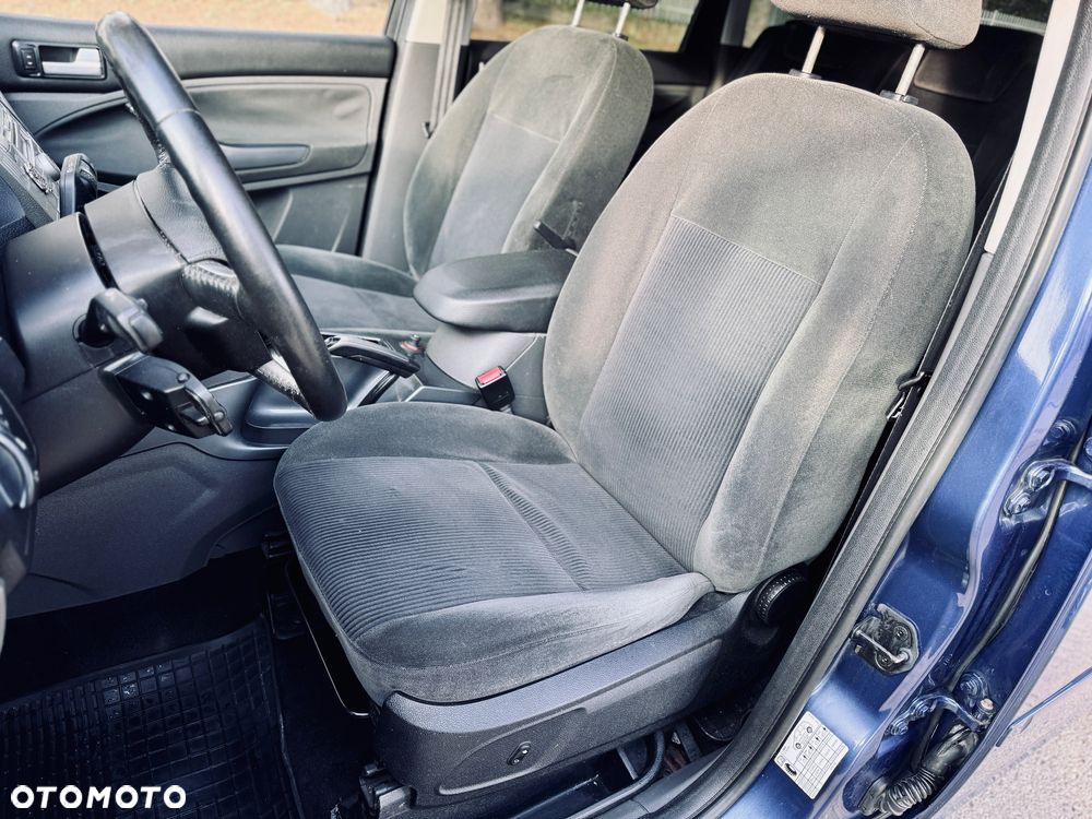 Ford Focus C-Max - 33