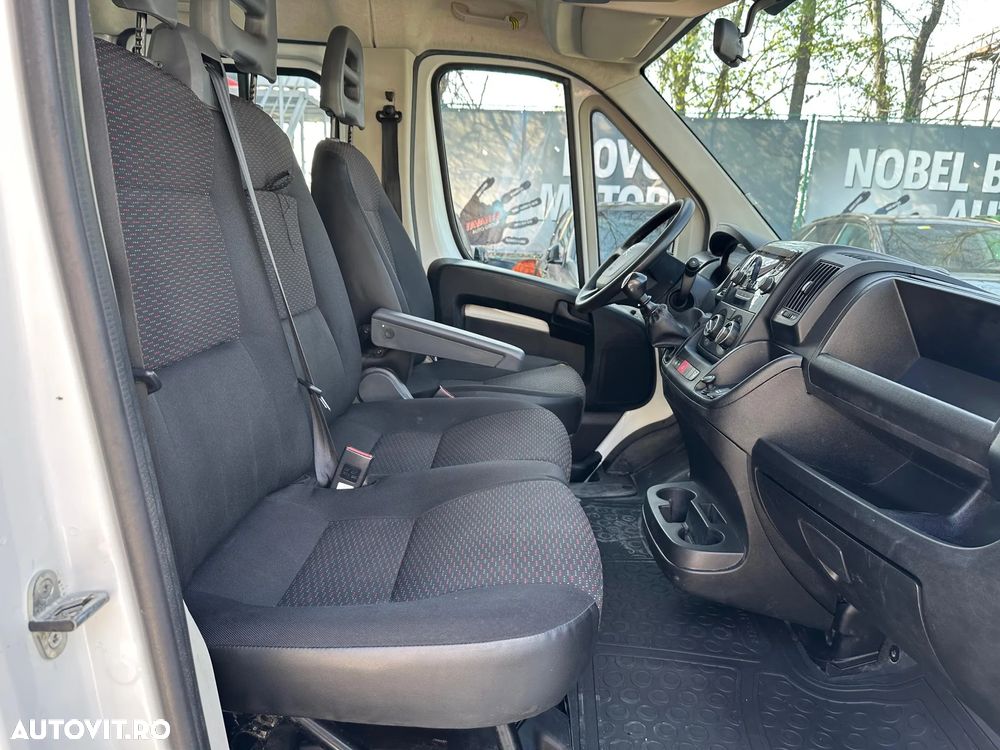 Citroën Jumper 35 2.2 BlueHDi 140 S&S L3 Bena CD - 13